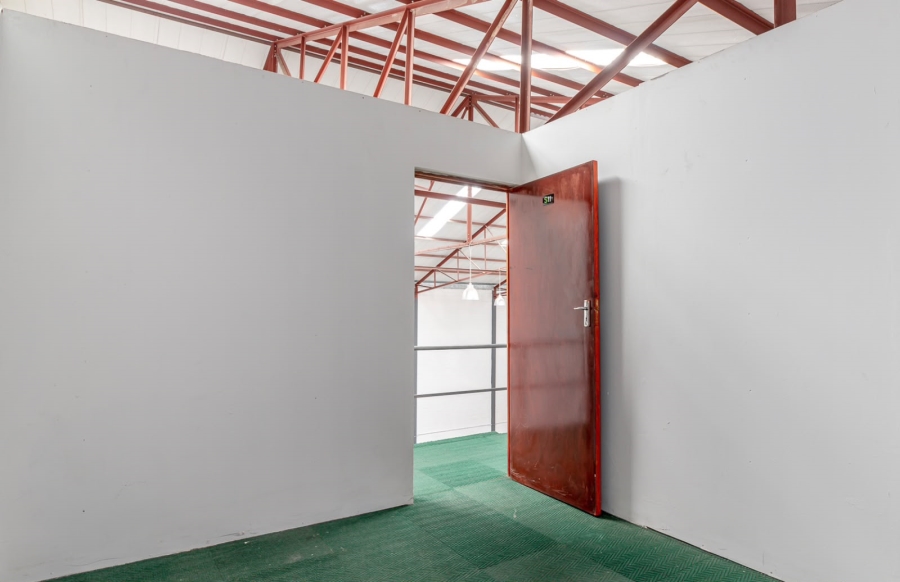 To Let Commercial Property for Rent in Gants Plaza Western Cape